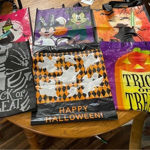 6 Halloween Treat bags